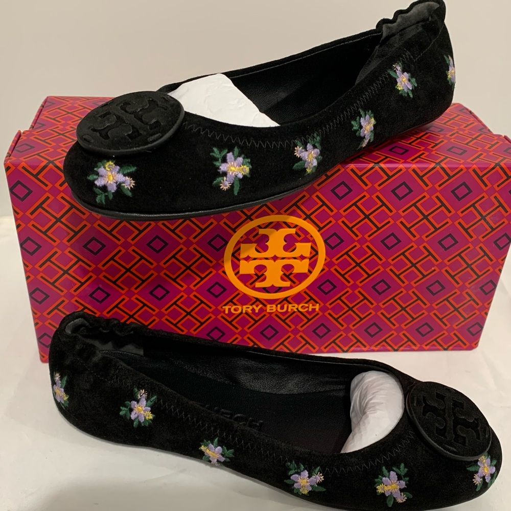 NIB TORY BURCH Minnie Travel w/ Leather Logo Black Suede/Blue Flowers (Sz 6)!
